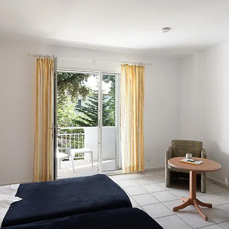 Maristella 3* Algajola (Corsica)