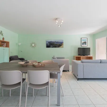 Maristella 3* Algajola (Corsica)