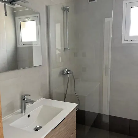 Maristella 3* Algajola (Corsica)